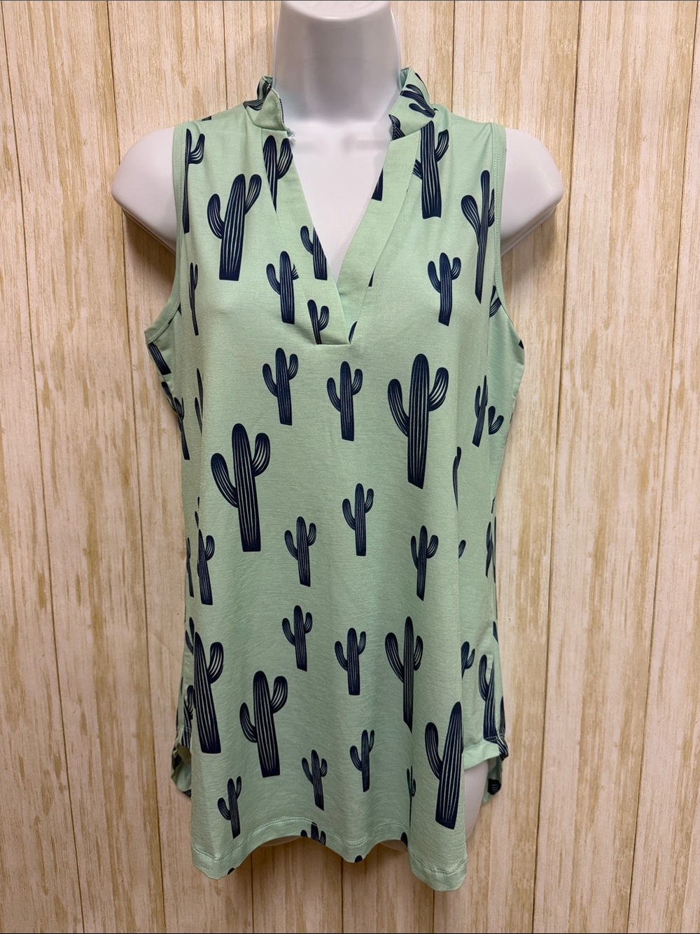 Mint Green Cactus Print Sleeveless V-Neck